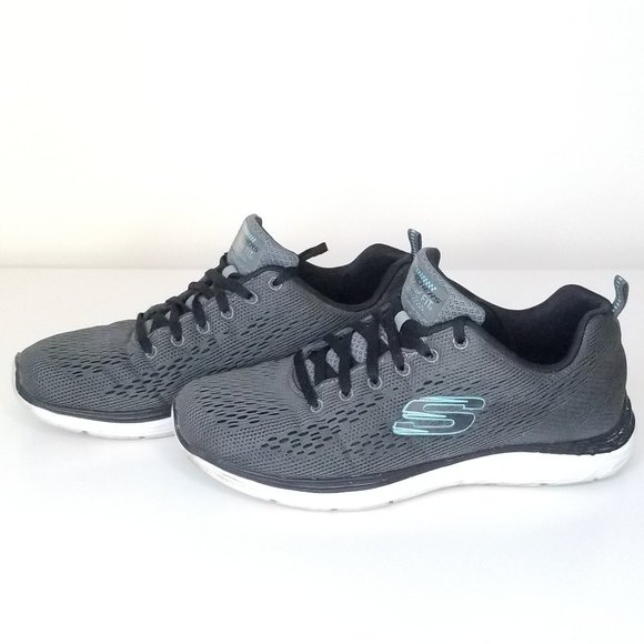 skechers size 9